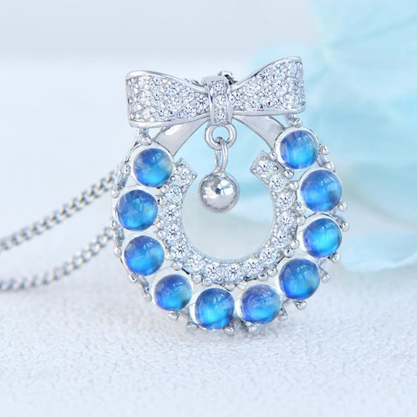 Chic Womens Christmas Wreath Blue Moonstone Pendant Necklace White Gold Plated Silver Necklace Affordable