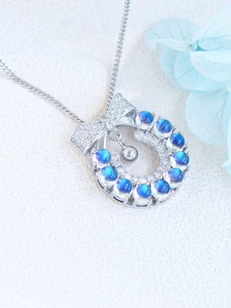 Chic Womens Christmas Wreath Blue Moonstone Pendant Necklace White Gold Plated Silver Necklace Cute