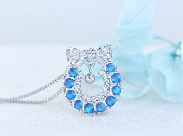 Chic Womens Christmas Wreath Blue Moonstone Pendant Necklace White Gold Plated Silver Necklace Girlfriend