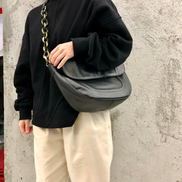 Fashionable Womens Black Leather Sling Bag Genuine Leather Crossbody Bags Classic