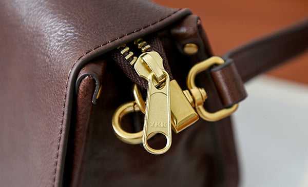 Genuine Leather Baguette Shoulder Bag for Women Vintage Underarm Purse with Detachable Straps Fashionable