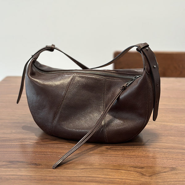 Genuine Leather Crescent Crossbody Bag for Women Adjustable Shoulder Bag with Zipper CompartmentsCasual