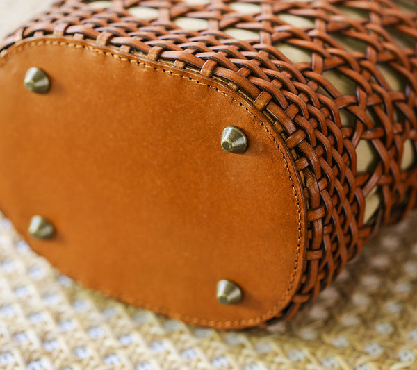 Ladies Woven Leather Shoulder Bucket Bag Small Handbags For Women Details