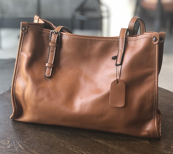 Soft-Leather-Women’s-Tote-Fits-A13-Zipper-Closure-Everyday-Office-and-Casual-Handbag-Brown