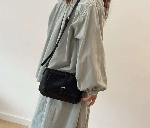 Vintage Genuine Leather Crossbody Bag for Women Small Flap Shoulder Bag with Zipper Compartments Designer