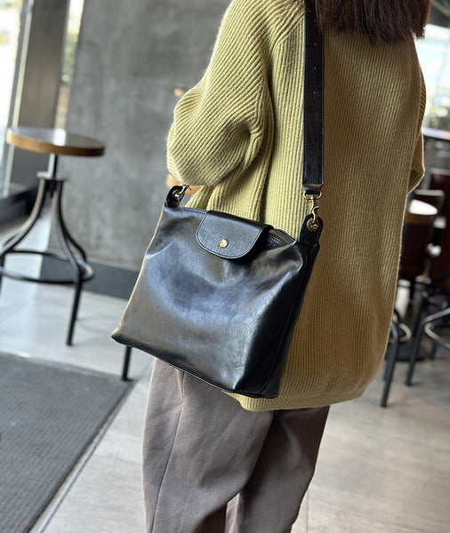 Elagant Women's Black Leather Crossbody Bag Small Over The Shoulder Purse
