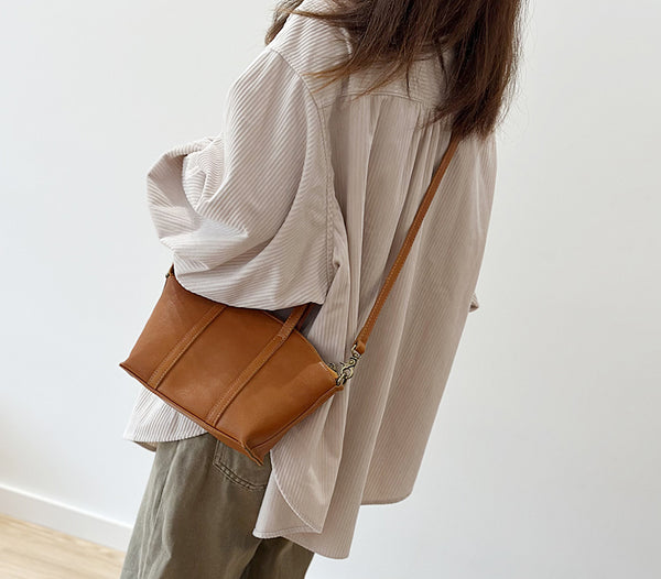 Women's Small Genuine Leather Handbag Top Handle and Crossbody Purse with Zipper Compartments Cowhide