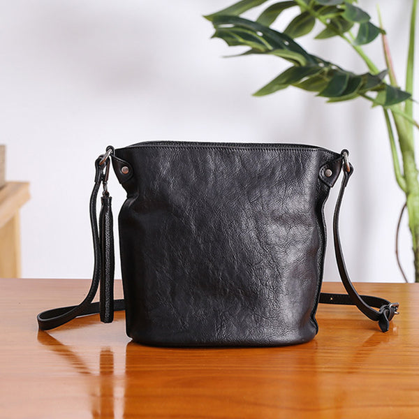 Womens Leather Fringe Crossbody Purse Bucket Bag Over the Shoulder Bag for Women