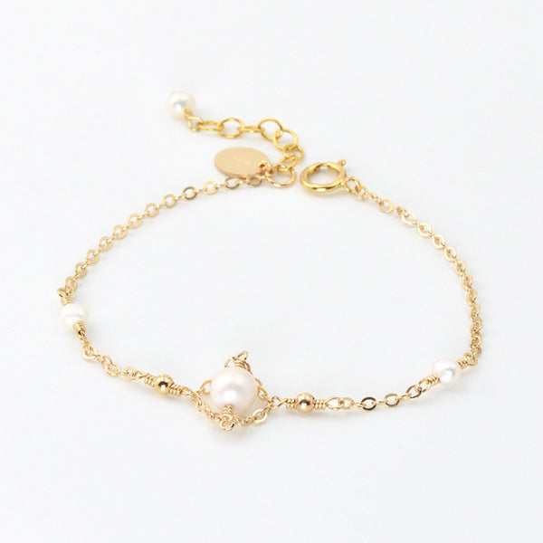 Womens 14K Gold Bracelet Charm Pearl Beaded Bracelets for Women