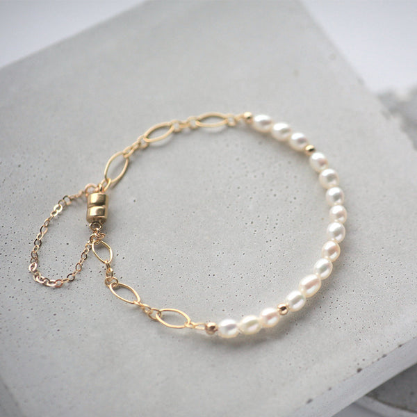 Charm Ladies Gold Plated Pearl Bead Bracelet Magnetic Snap Bracelets For Women