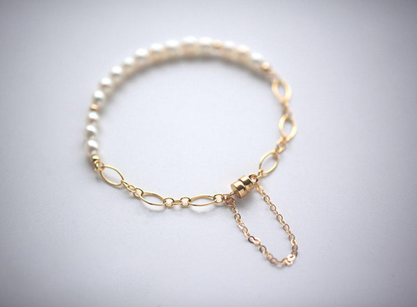 Charm Ladies Gold Plated Pearl Bead Bracelet Magnetic Snap Bracelets For Women Casual