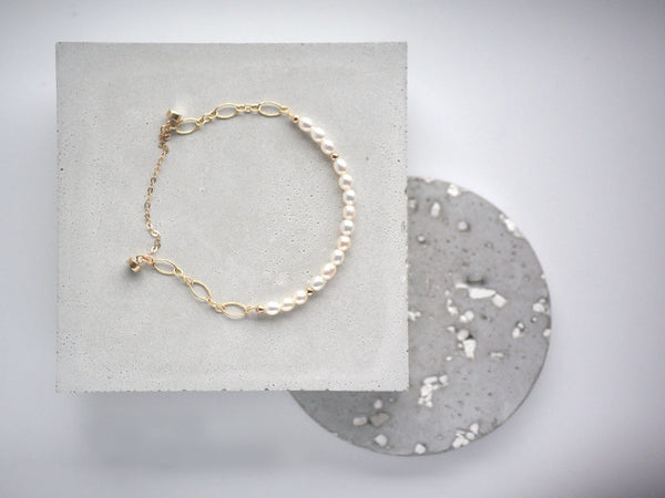 Charm Ladies Gold Plated Pearl Bead Bracelet Magnetic Snap Bracelets For Women Chic
