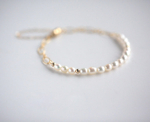 Charm Ladies Gold Plated Pearl Bead Bracelet Magnetic Snap Bracelets For Women Quality
