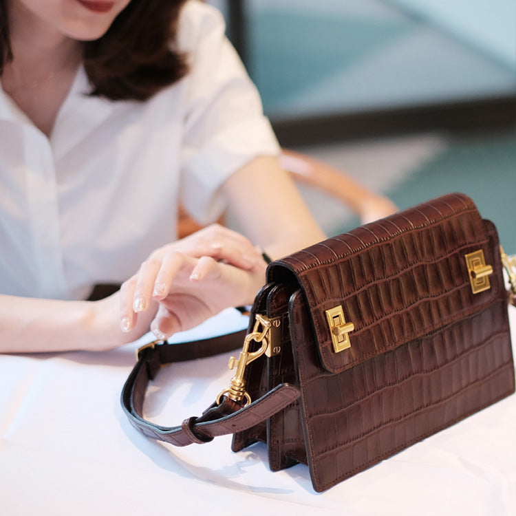 Chic Ladies Brown Leather Crossbody Purse Cross Shoulder Bag Beautiful