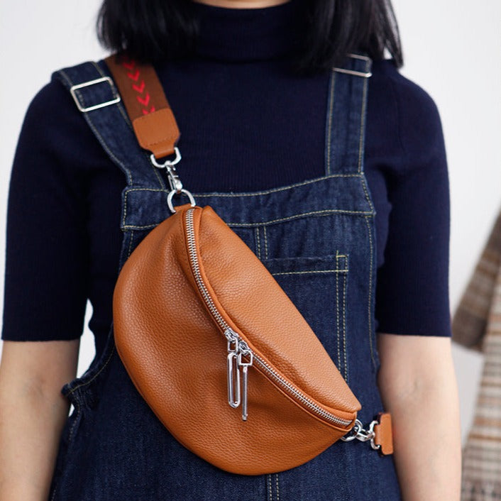 Chic Women's Crossbody Chest Bag Leather Sling Pack For Women Brown