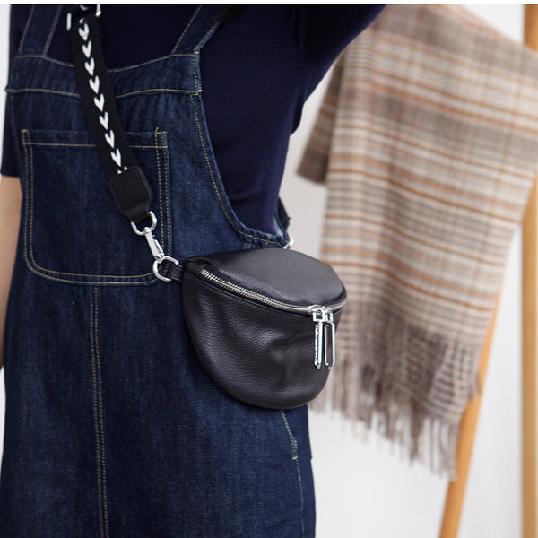 Chic Women's Crossbody Chest Bag Leather Sling Pack For Women Fashion