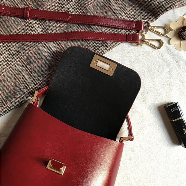 Chic Womens Leather Crossbody Bags Leather Handbags for Women Accessories