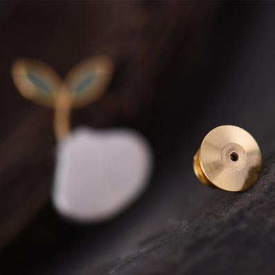 Cute Aventurine Silver Brooch gemstone jewelry back