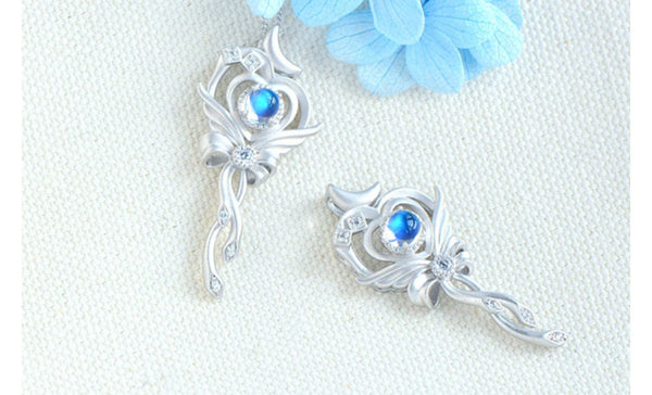 Cute Ladies Wand Shaped Sterling Silver Moonstone Pendant Necklace For Women Designer