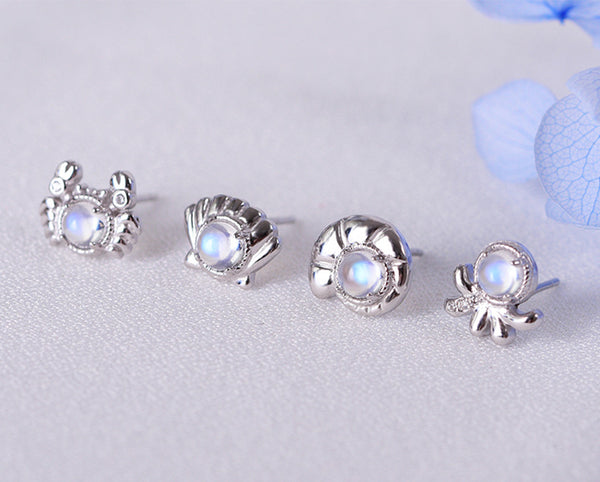 Cute Ocean Crab Shaped Silver Blue Moonstone Stud  Earrings June Birthstone Jewelry for Women Nice