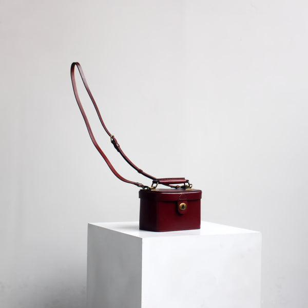 Cute Women's Square Genuine Leather Handbags Crossbody Sling Bag For Women Chic