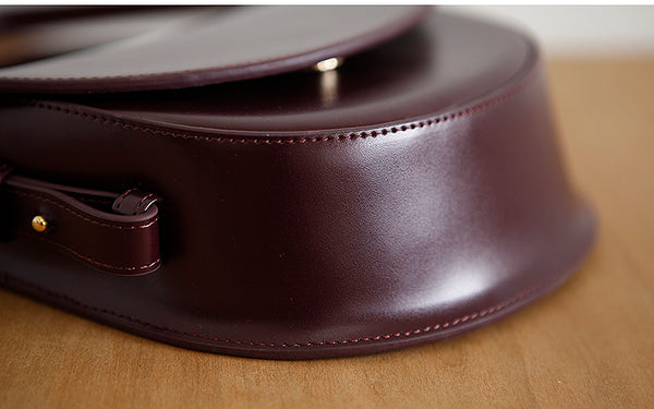 Ladies Small Leather Crossbody Saddle Bag Cross Shoulder Bag For Women Details