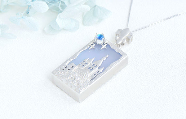 Ladies Sterling Silver Moonstone Chalcedony Pendant Necklace for Women Cute