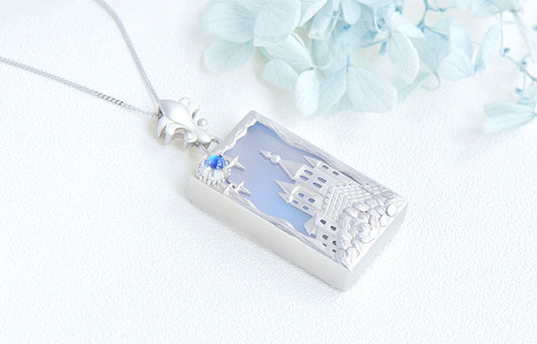 Ladies Sterling Silver Moonstone Chalcedony Pendant Necklace for Women Fashion