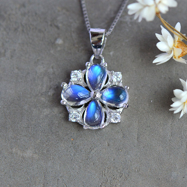Moonstone Pendant Necklace June Birthstone Jewelry 18K White Gold Plated Sterling Silver Accessories Women