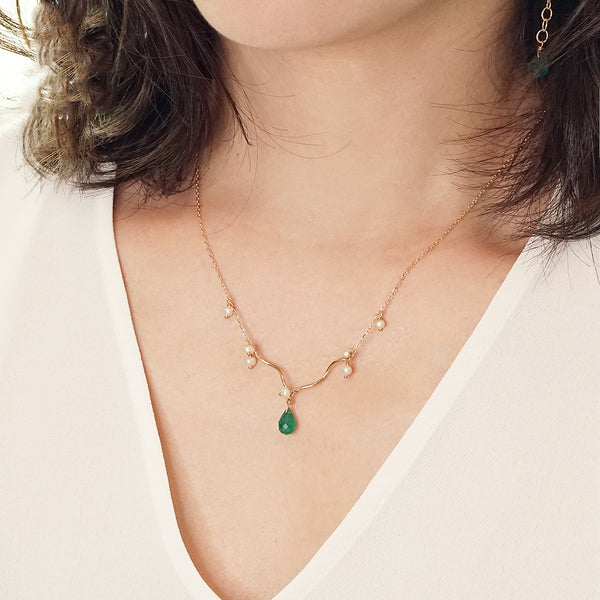 Pearl Chalcedony Pendant Necklace Gold Silver handmade Jewelry Accessories Women elegant