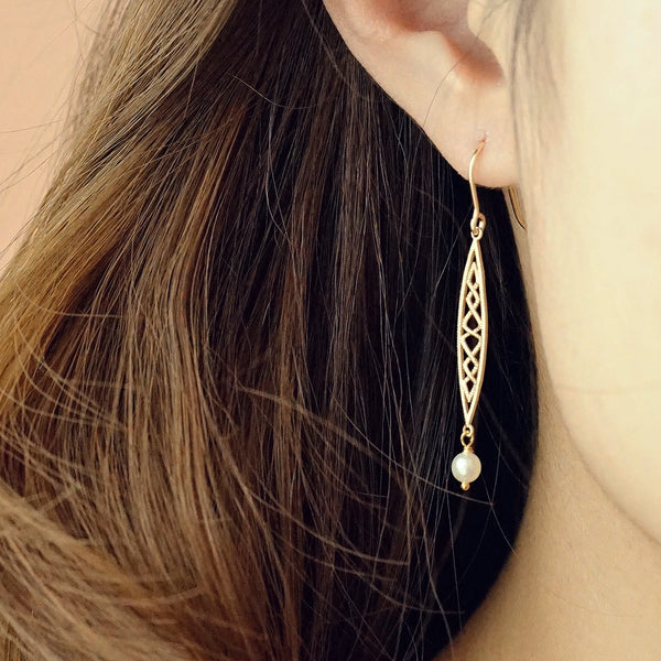 Pearl Hook Clip Earrings Gold Silver Unique Handmade Jewelry Women chic