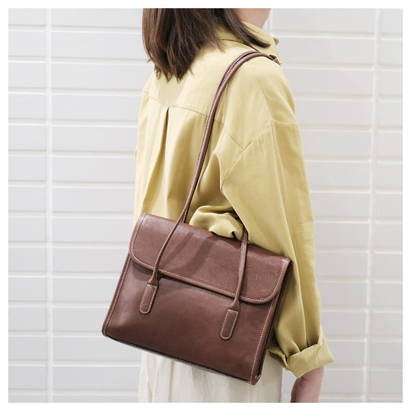 Quilted Ladies Beige Leather Over The Shoulder Bag Leather Handbags For Women Cool