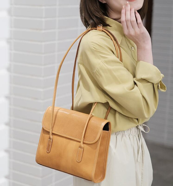 Quilted Ladies Beige Leather Over The Shoulder Bag Leather Handbags For Women Cute