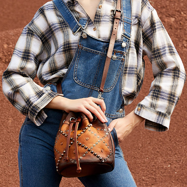 Rivets Leather Bucket Bag Designer Crossbody Bags Purse for Women Boutique