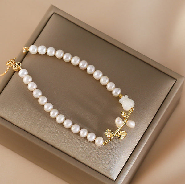 Rose Shaped Womens Pearl Bracelet Beaded Bracelets For Women Quality