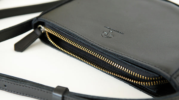 Small Half Round Leather Crossbody Purse Sling Bag For Women Stylish