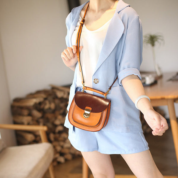 Small Womens Brown Leather Crossbody Bags Purse Over the Shoulder Bags for Women cute