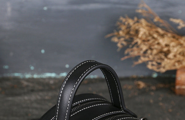 Small Womens Ttooled Leather Circle Bag Round Leather Crossbody Bag For Women Nice