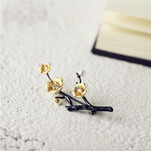 Sterling silver Pearl Zircon Brooch black