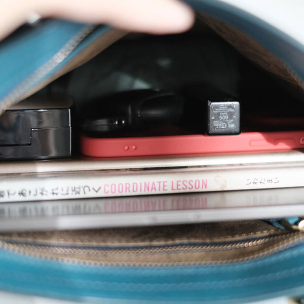 Stylish Ladies Leather Blue Shoulder Bag Genuine Leather Crossbody Bags For Women Inside