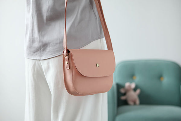 Stylish Womens Leather Saddle Bag Crossbody Bags Purse for Women Designer