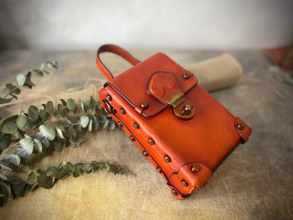 Mini Women's Leather Cell Phone Purses With Shoulder Strap Leather Over The Shoulder Bag