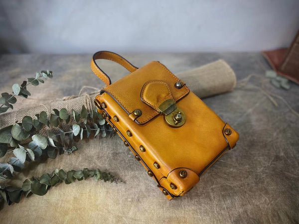 Mini Women's Leather Cell Phone Purses With Shoulder Strap Leather Over The Shoulder Bag