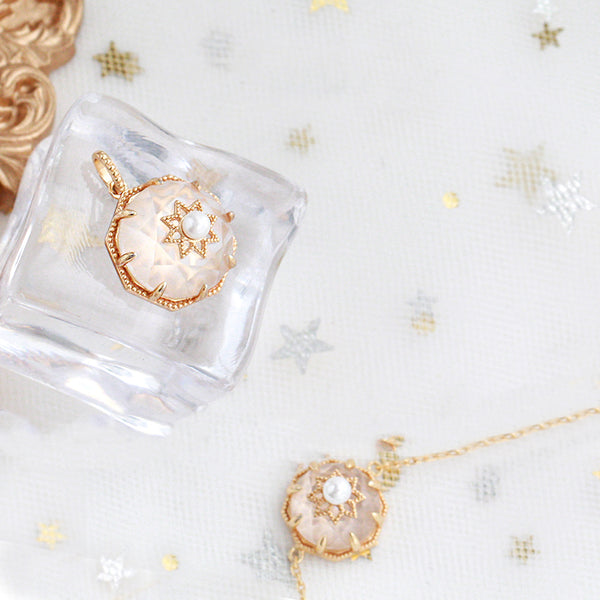 Vintage Pearl White Quartz Crystal Pendant Necklace Gold Silver Jewelry Women elegant