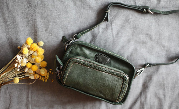Vintage Womens Cowhide Leather Crossbody Purse Black Sling Bag for Women Cool
