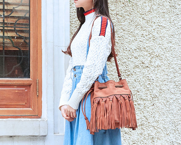 Western Womens PU Leather Crossbody Bucket Purse With Fringe  Bags for Women Cool