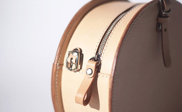 Women's Leather Circle Crossbody Bag Round Purse for Women fashion