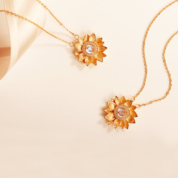 Womens 18K Gold Plated Silver Flower Moonstone Pendants Necklace for Women beautiful