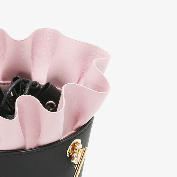 Womens Chain Crossbody Bags Leather Handbags Bucket Bag for Women Details