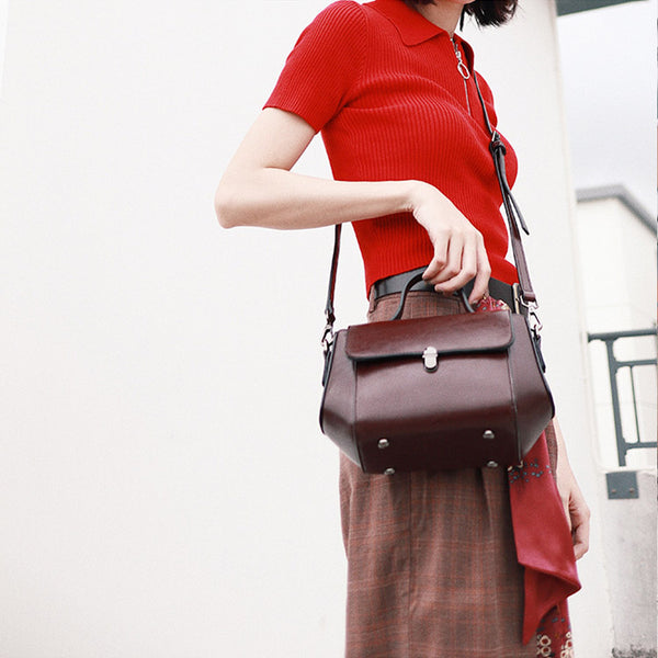 Womens Small Leather Crossbody Bags Leather Shoulder Bag Purses for Women Details